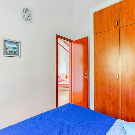 Appartement Alluring By The Sea *